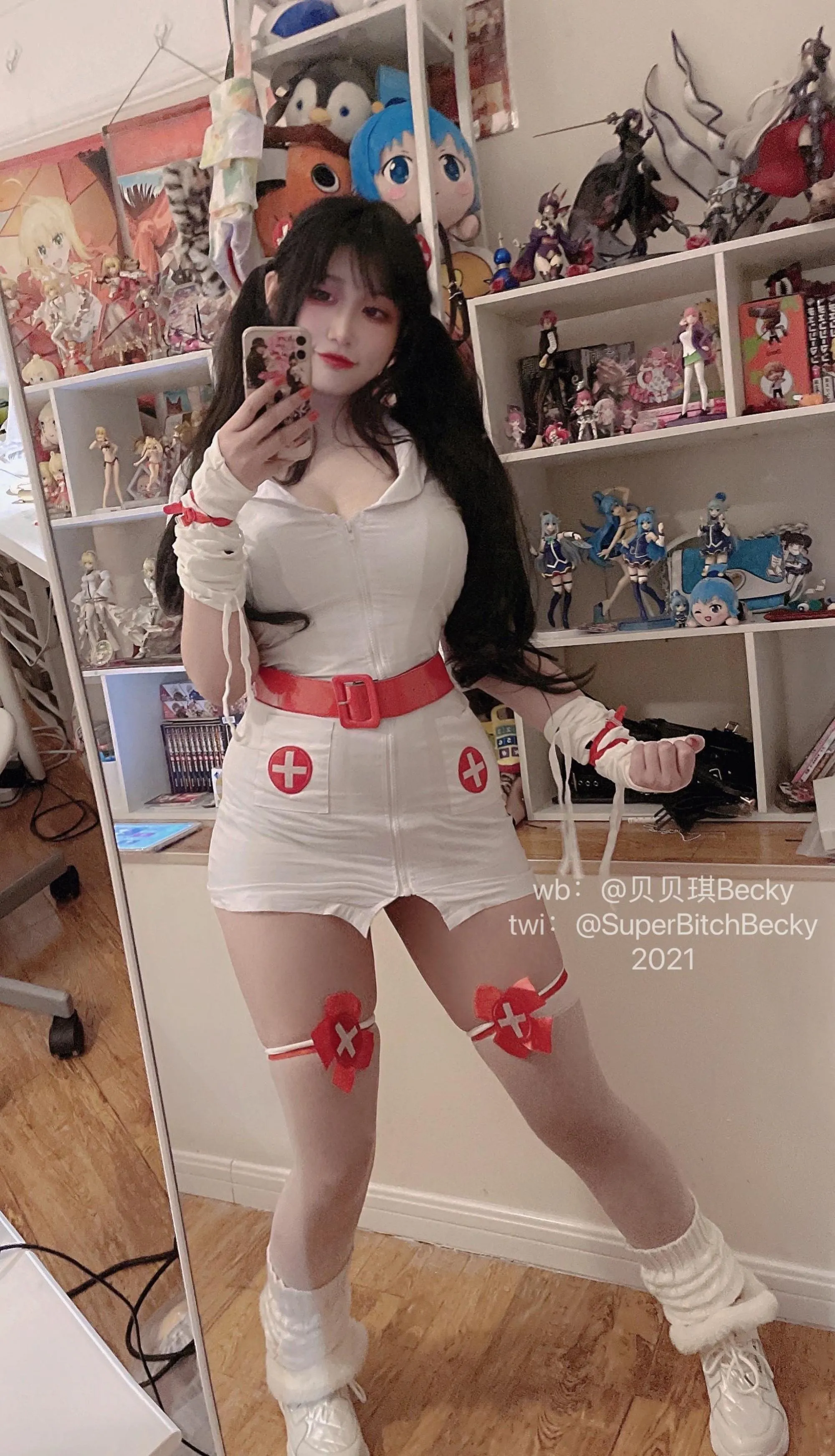 贝贝琪Becky – NO.019 对镜黑发辣妹 [105P]插图1